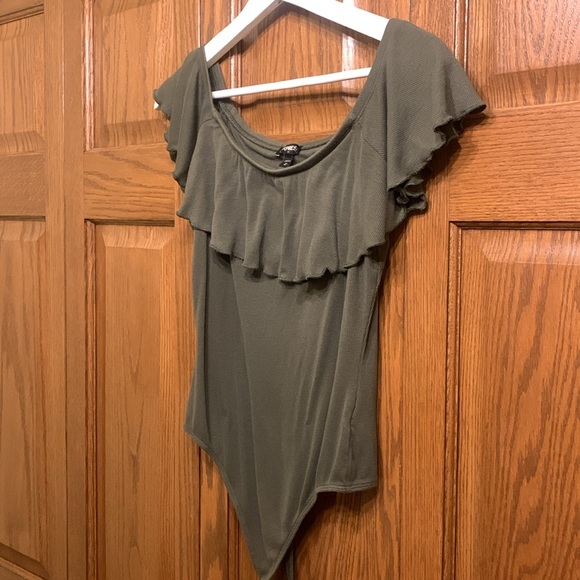 Medium size, Express brand body suit top in a military green color - Picture 3 of 4